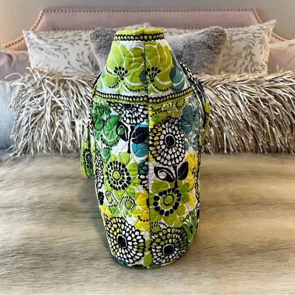 VERA BRADLEY Limes Up 2012 Large Toggle Tote 2 Handles Y2K Yellow Green Floral - Picture 7 of 16